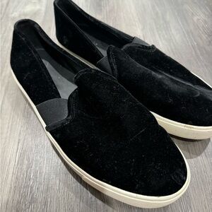 Vince velvet slip on sneakers